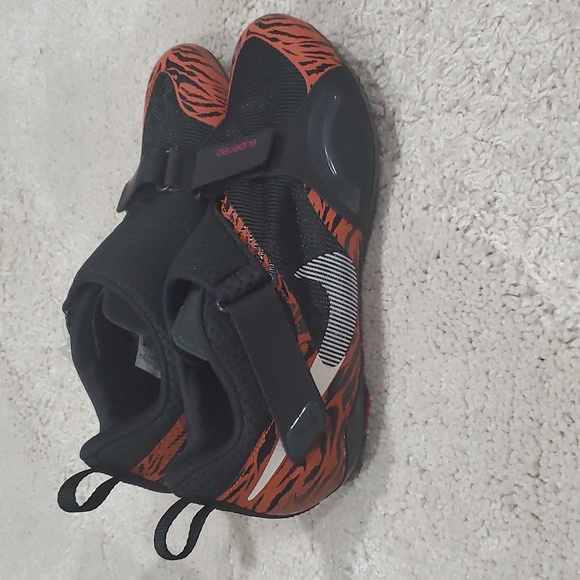 *NEW* Nike Superrep Tiger Print Indoor Cycling shoes, CJ0775-018, Women size 10 - Picture 1 of 9
